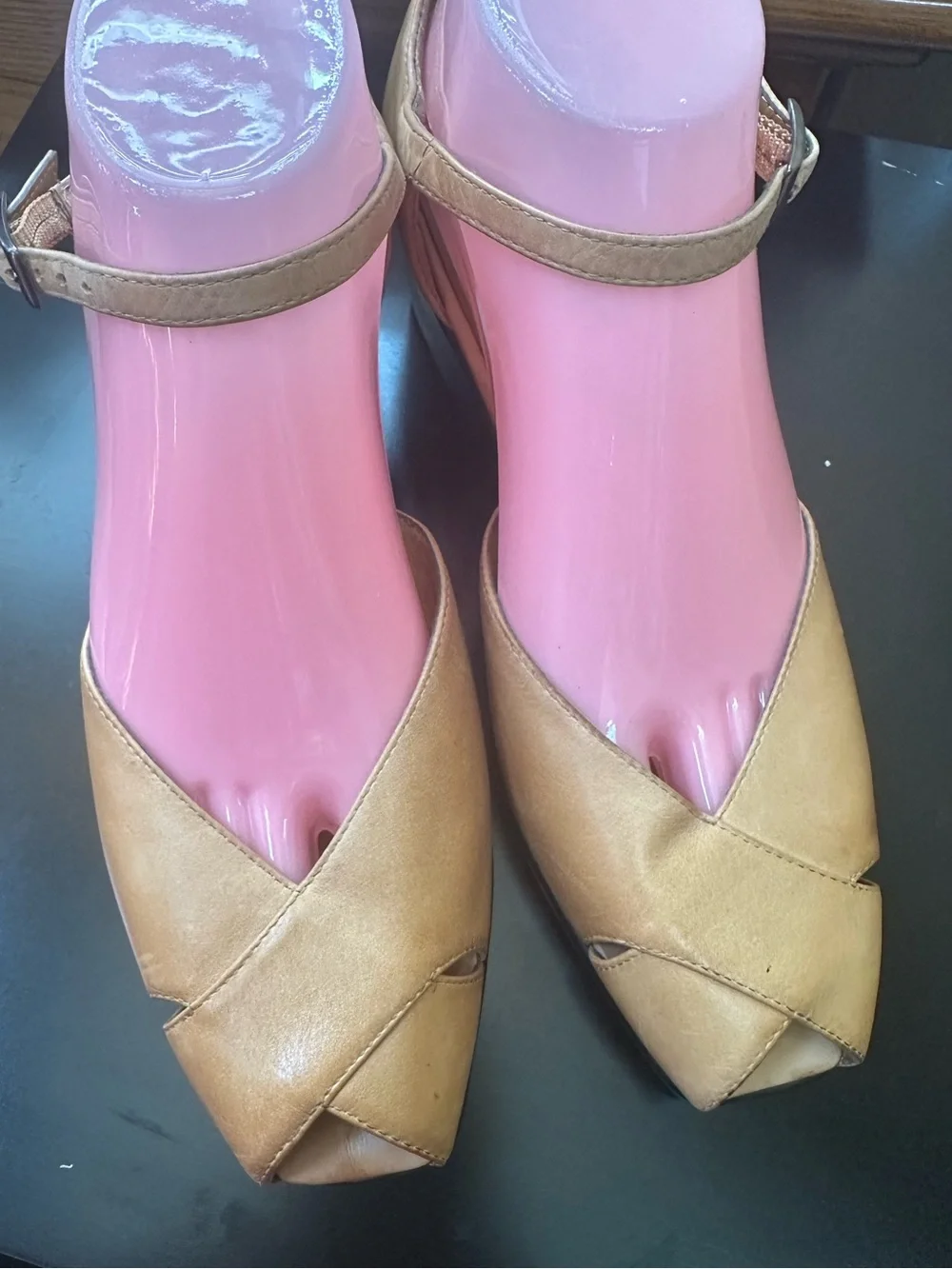 Moda Spana Tan Leather Ankle Strap Heels Size 8 EUC